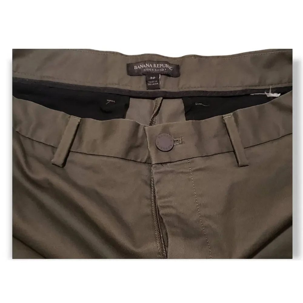 Banana Republic Aiden Short Navy Green Shorts - Size 32